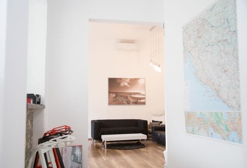 فندق Love Croatia Hostel Mir Guesthouse Zagreb