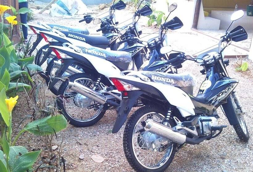 هتل Mangoriders Beach Club