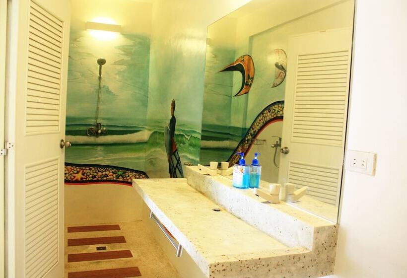 هتل Mangoriders Beach Club