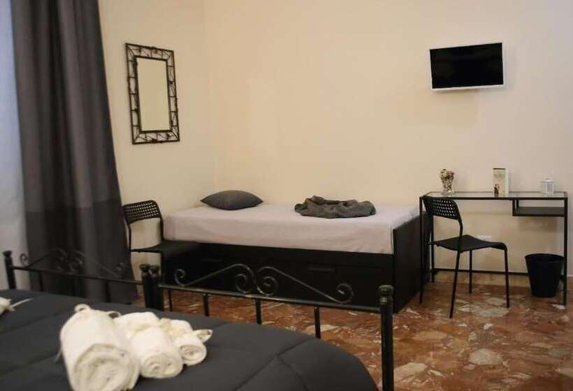 酒店 Mantegna Rooms