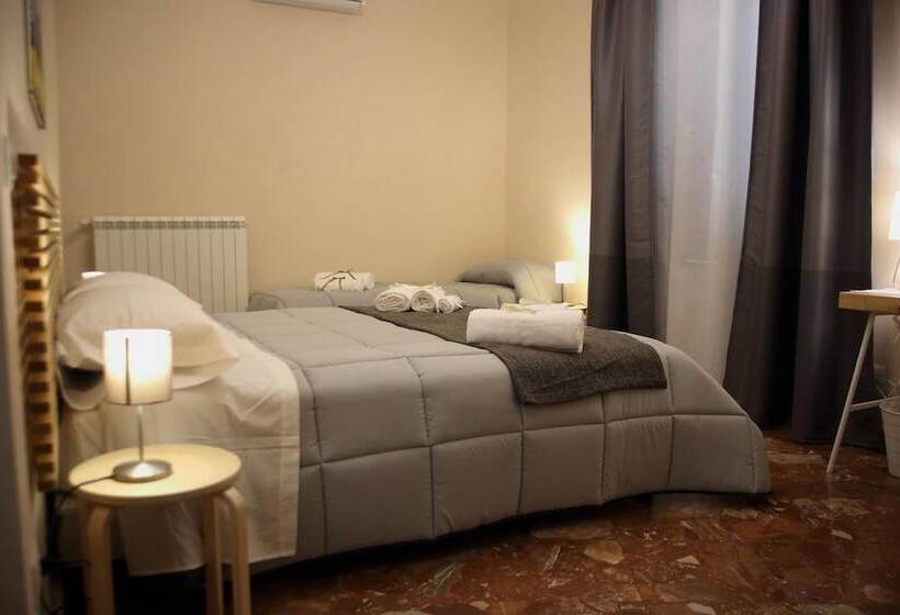 酒店 Mantegna Rooms