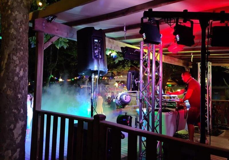 בית מלון כפרי Marina Hôtel Club