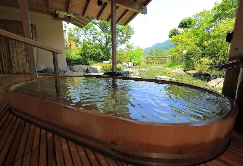 בית מלון כפרי Nagatoro Choseikan Ryokan