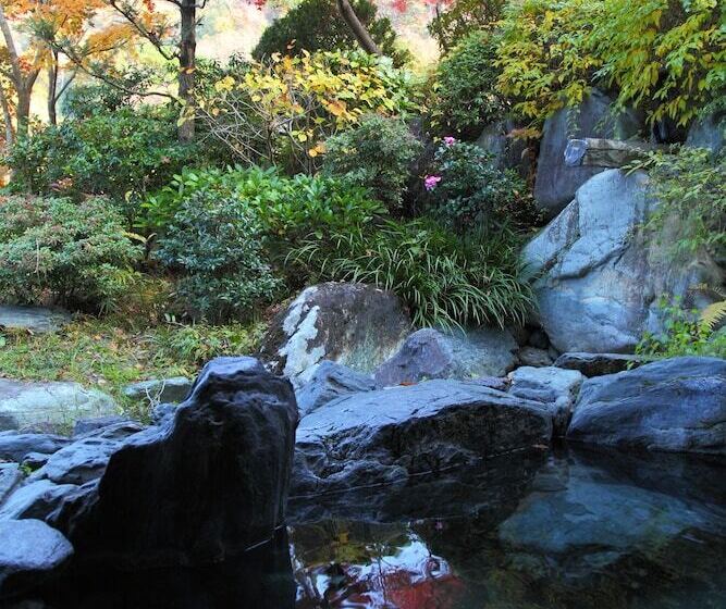 בית מלון כפרי Nagatoro Choseikan Ryokan