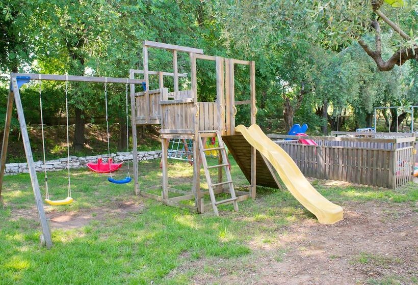 호텔 Natura Bungalows