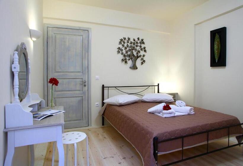 בית מלון כפרי Niriides