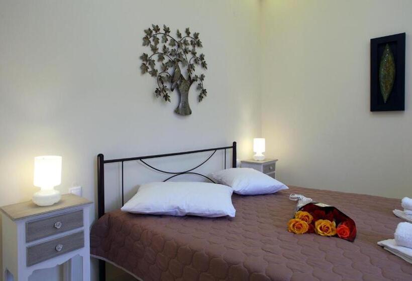 בית מלון כפרי Niriides