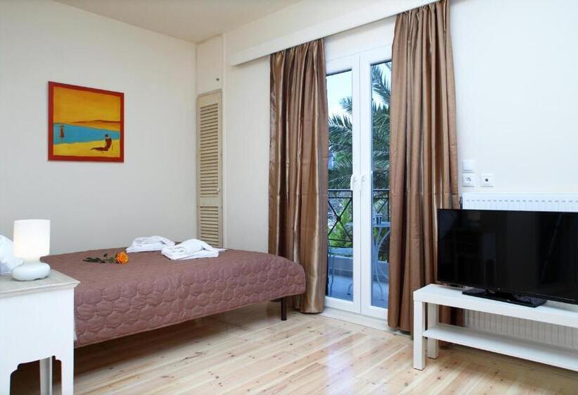 בית מלון כפרי Niriides