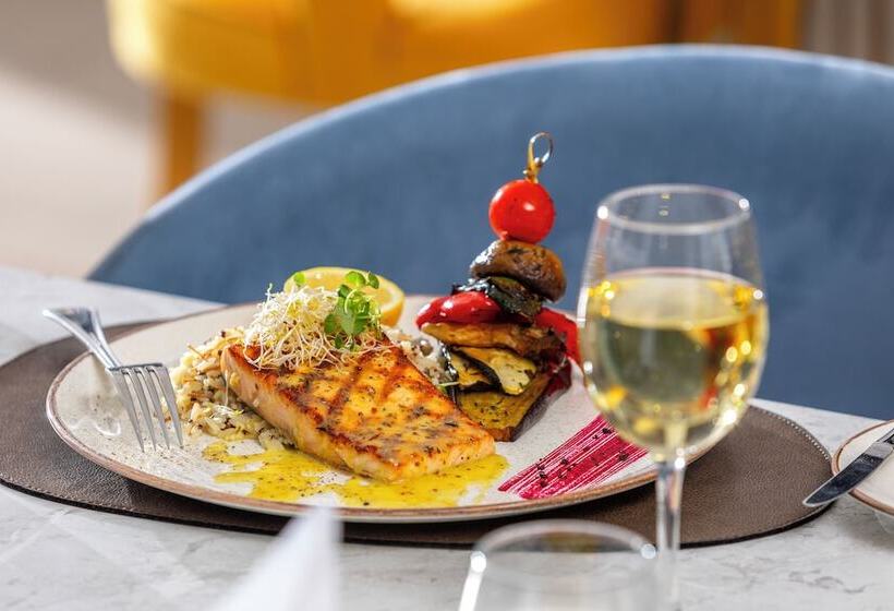 호텔 Nissiblu Beach Resort