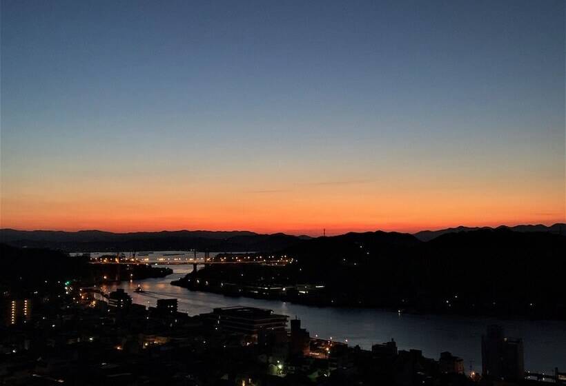 호텔 Onomichi Guest House Miharashitei