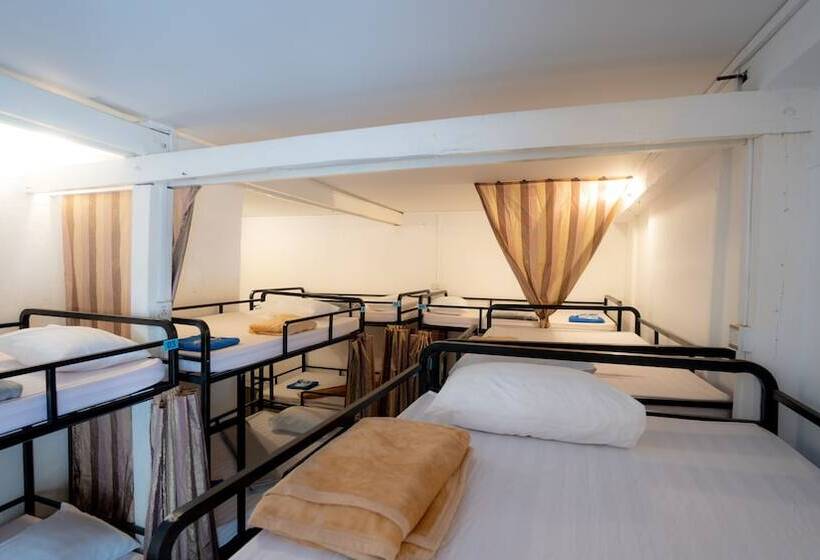 ホテル Orchid Resort