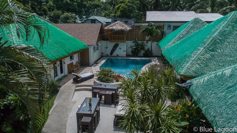 هتل Out Of The Blue Resort