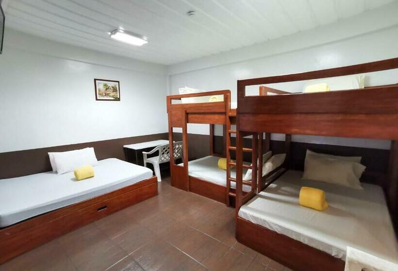 هتل Pacific Waves Inn