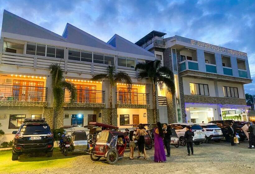 هتل Pacific Waves Inn