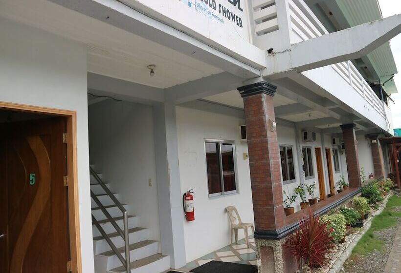 هتل Pacific Waves Inn