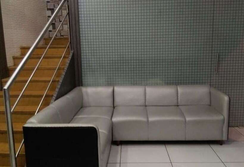 Hotel Palace Residency Near Lokmanya Tilak Terminus