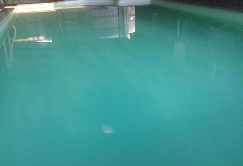 هتل Palm Rivera Kochi