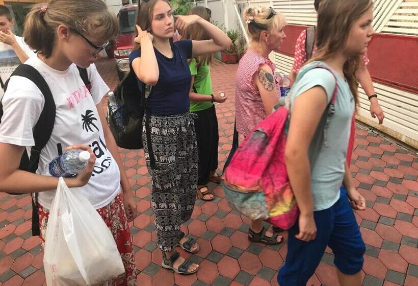 هتل Palm Rivera Kochi