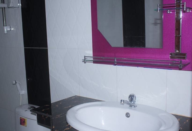 Hotel Phkar Chhouk Tep