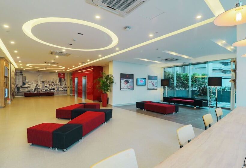 Отель Red Planet Manila Binondo