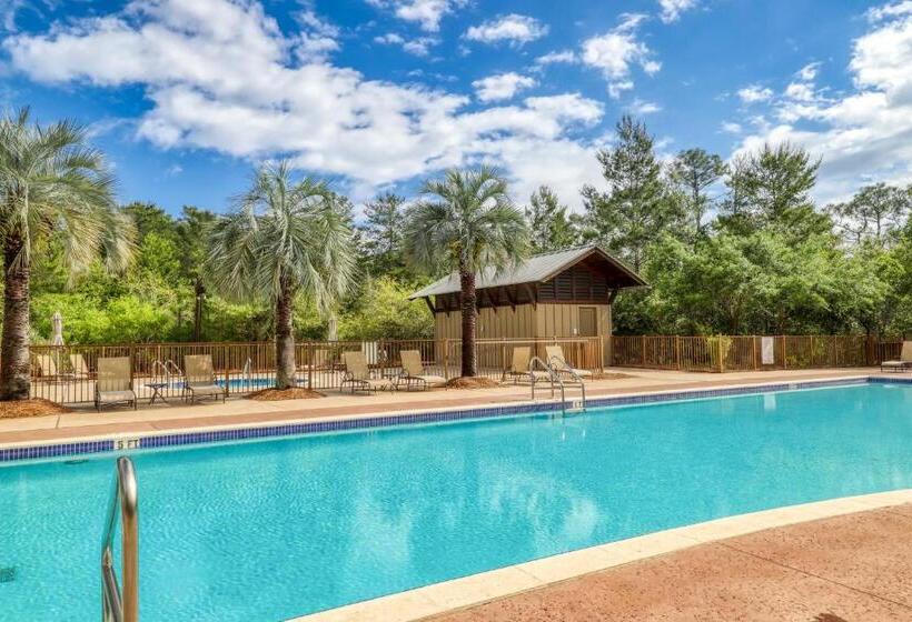 فندق Redfish Village