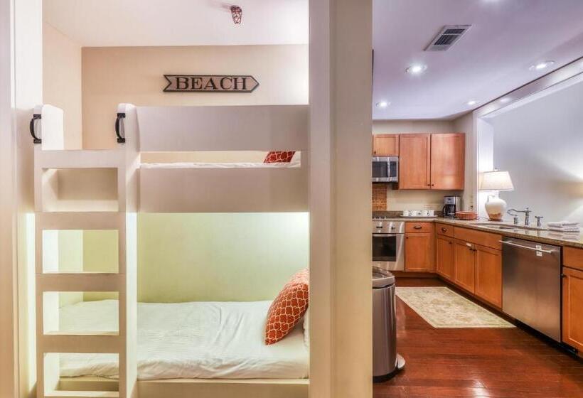 فندق Redfish Village