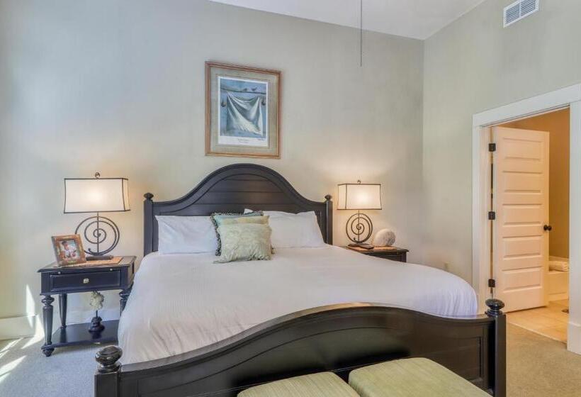 فندق Redfish Village