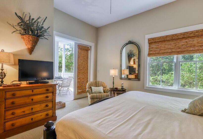 فندق Redfish Village