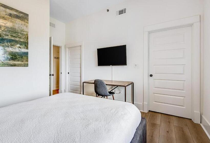 فندق Redfish Village