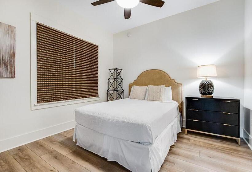 فندق Redfish Village