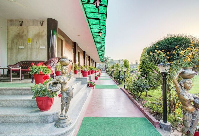 فندق Royal Garden Retreat