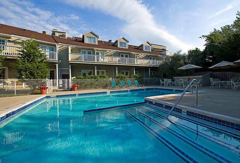 فندق Sag Harbor Inn