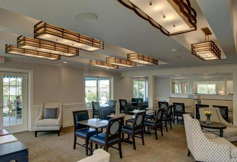 فندق Sag Harbor Inn