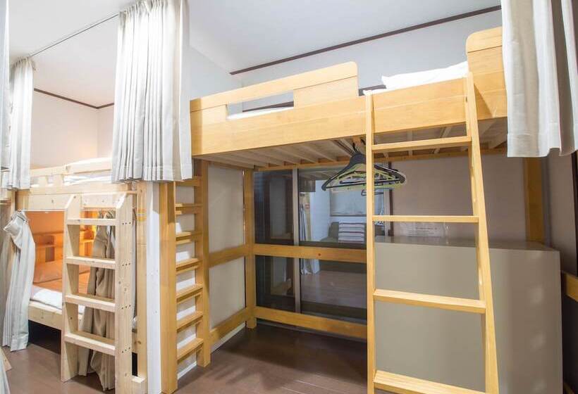 Отель Sakura Japanese House   Hostel