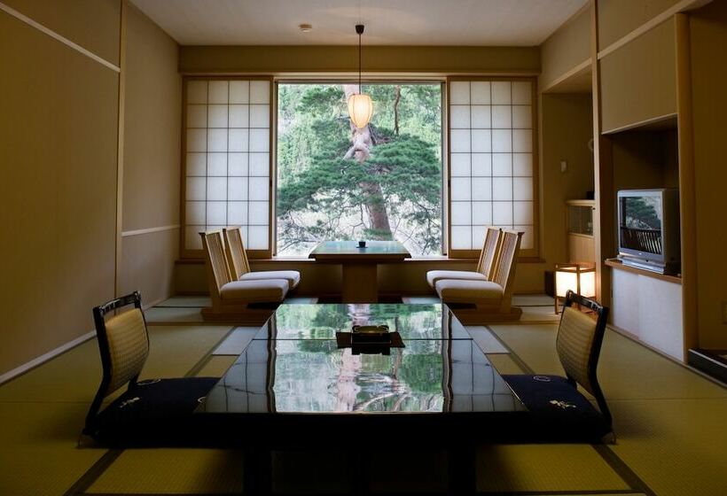 호텔 Shogawa Onsen Furyu Midou Zashiki Yumetsuzuri