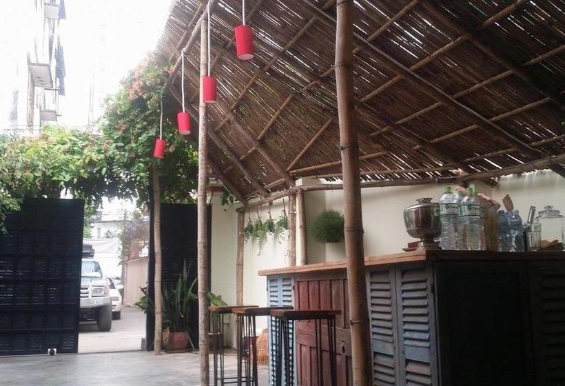 בית מלון כפרי Sovanphum Villa