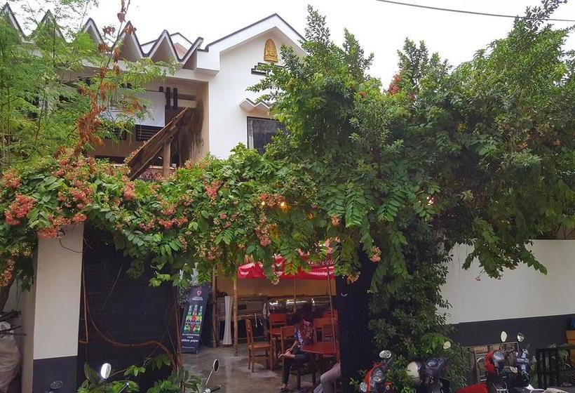 בית מלון כפרי Sovanphum Villa