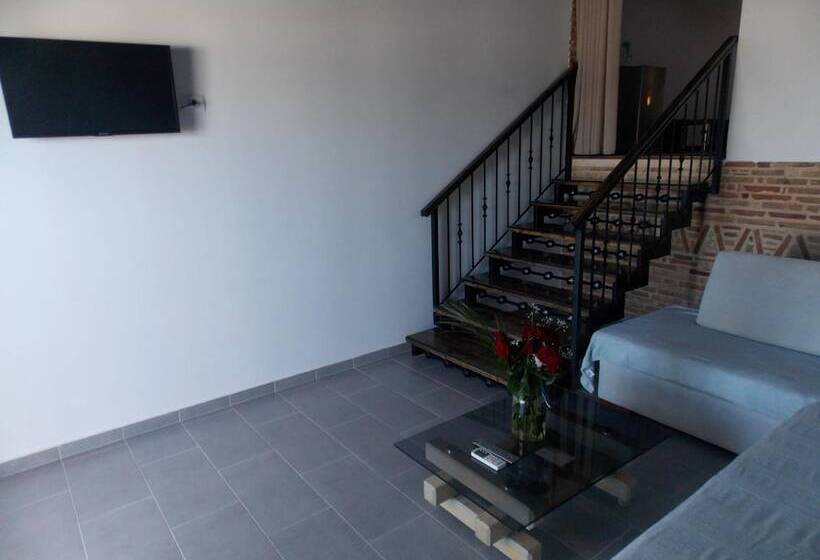 فندق Sunset Suites