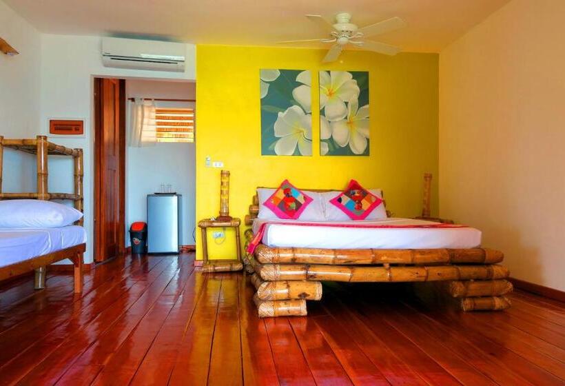 هتل Tepanee Beach Resort