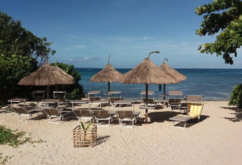 هتل Tepanee Beach Resort