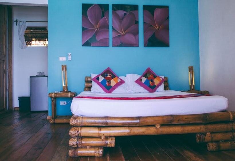 هتل Tepanee Beach Resort