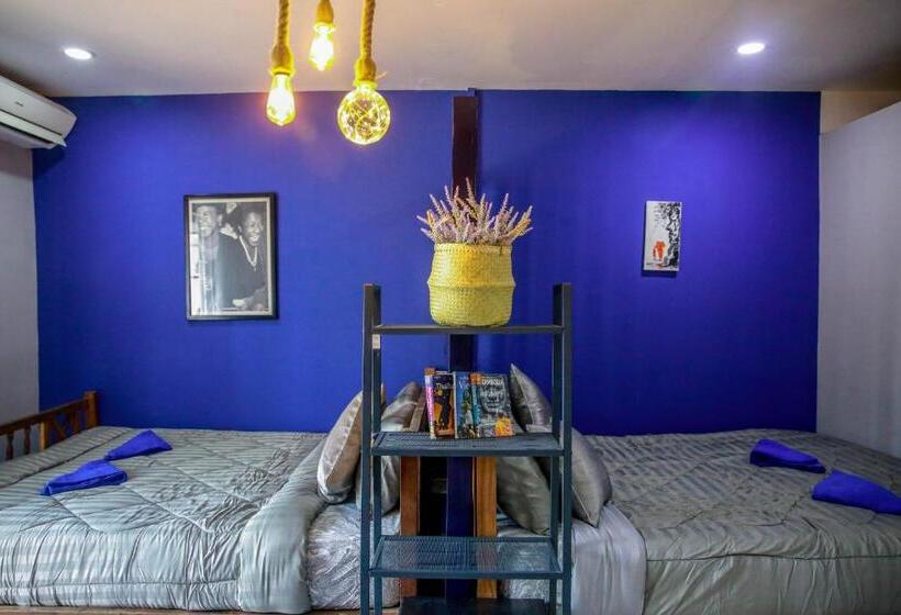 בית מלון כפרי The Artist Residence