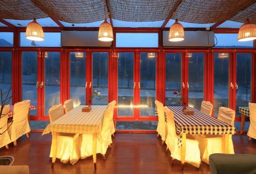 ホテル The Great Wall Courtyard Hostel