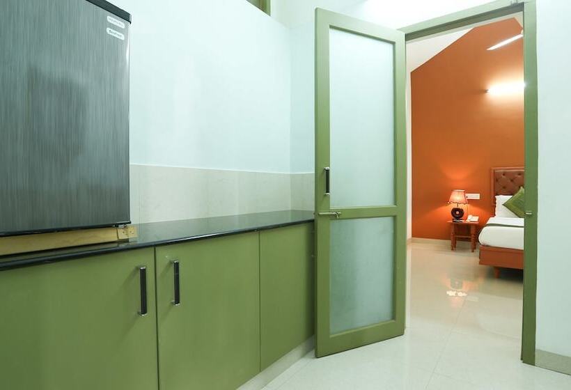 هتل Treebo Hill Gardens