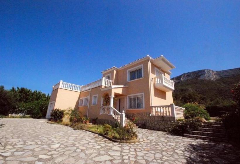 ホテル Villa Bugamvilla