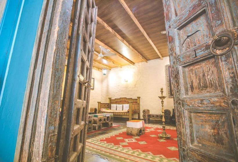 בית מלון כפרי Welcomheritage Ranjitvilas