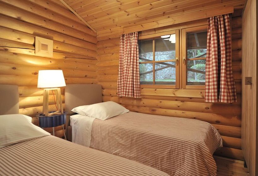 هتل Xenios Chalets