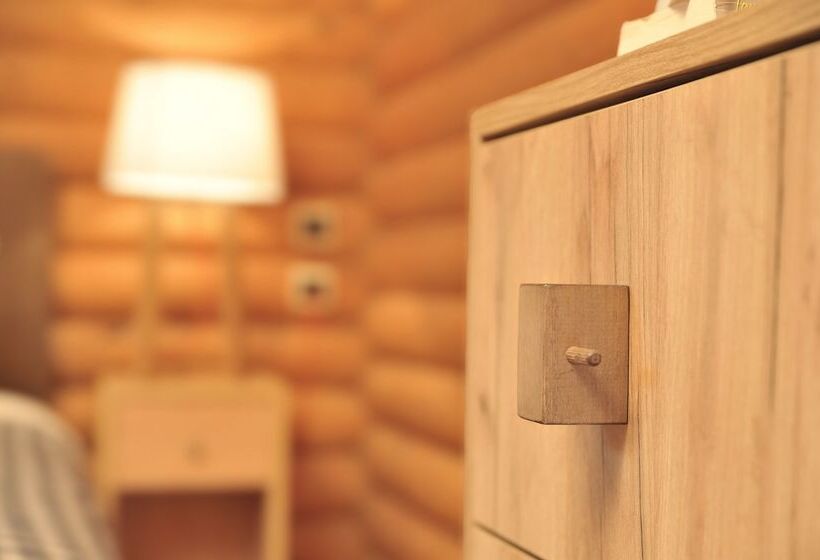 هتل Xenios Chalets