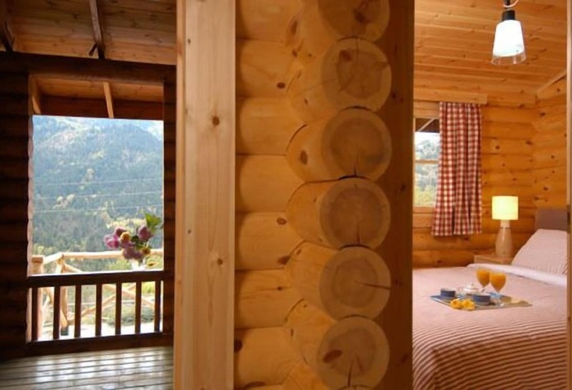 هتل Xenios Chalets