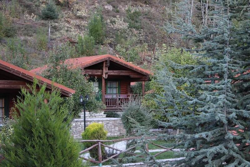 هتل Xenios Chalets